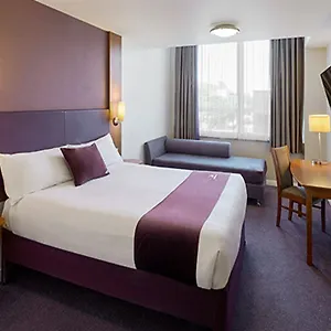 premier-inn-cambridge.cambridgehotelsuk.com/